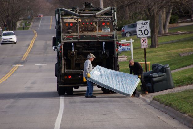 Curbside Cleanup image