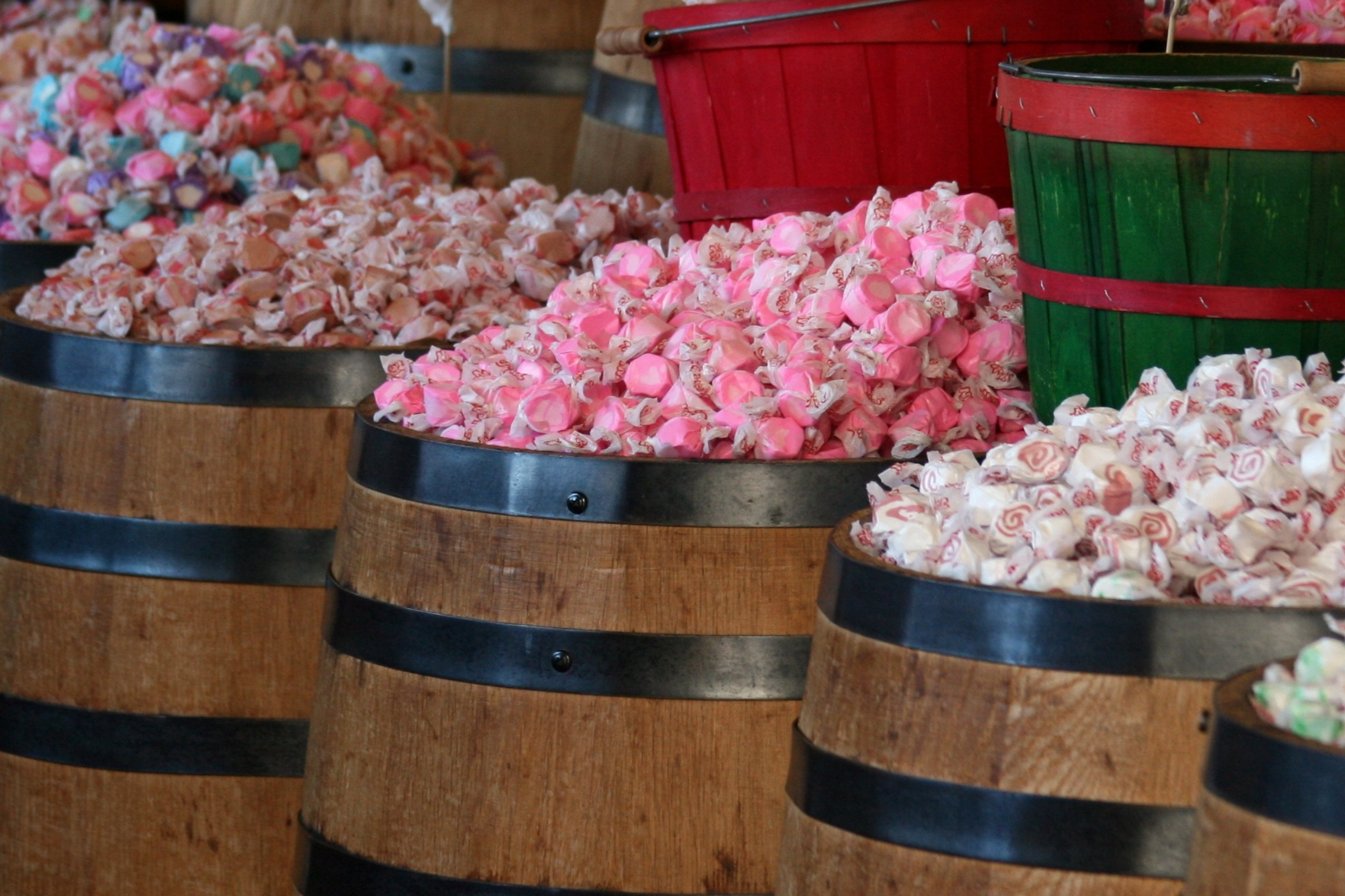 Old fashioned barrels with salt water taffy