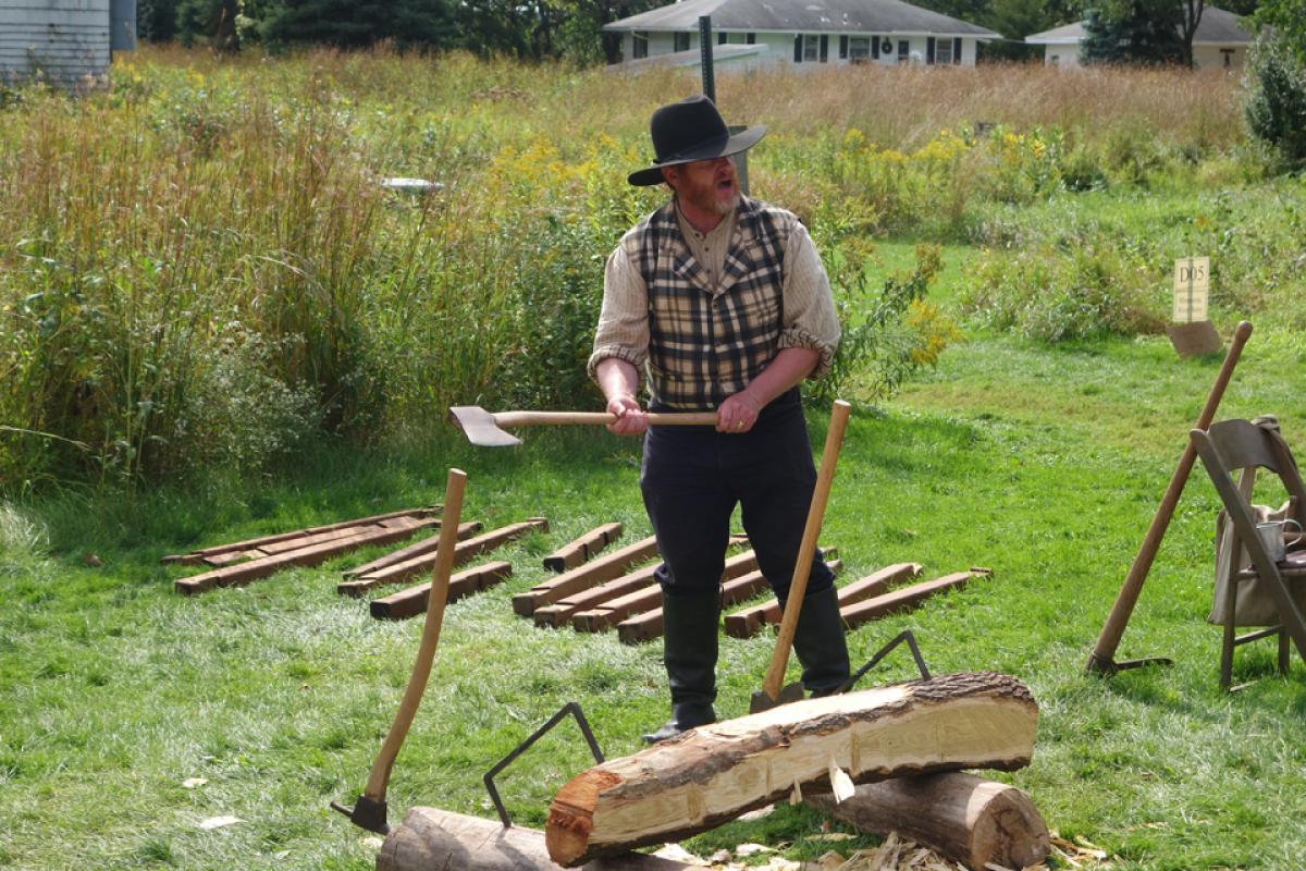 Log cabin building at River Rendezvous 2019