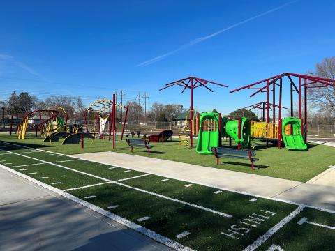 Smith Park Challenge Course April 2024