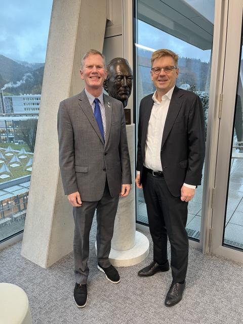 Tim Busse and SICK CEO Mats Gökstorp